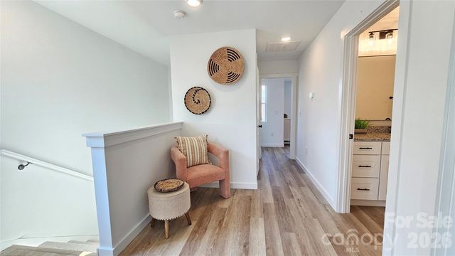 2930 21st street Lane NE, Hickory, NC 28601