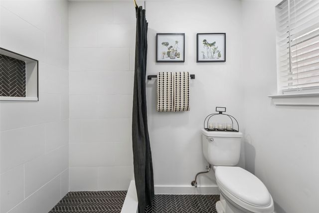 1954 Chesham Drive, Carrollton, TX 75007