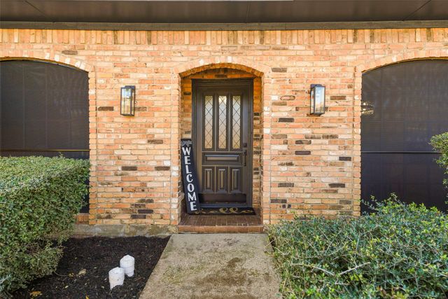 1954 Chesham Drive, Carrollton, TX 75007