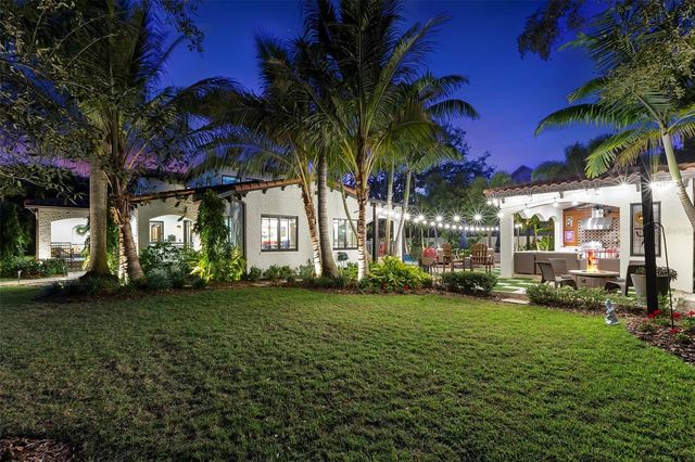 815 15TH AVENUE NE, St Petersburg, FL 33704