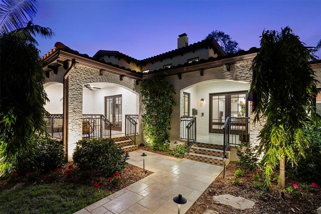 815 15TH AVENUE NE, St Petersburg, FL 33704