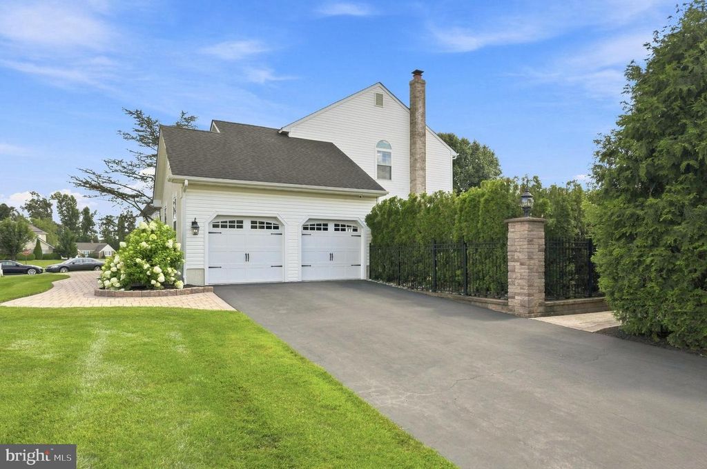 42 TURTLE CREEK DR, MULLICA HILL, NJ 08062 — photo 5