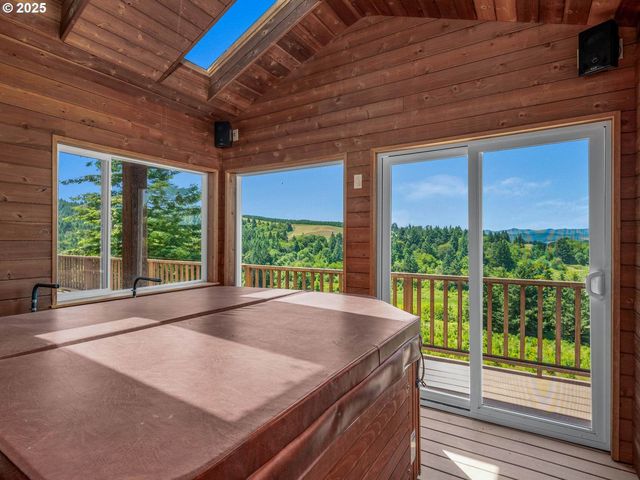 13671 Sw ACADEMY Way, Gaston, OR 97119