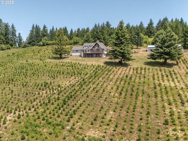 13671 Sw ACADEMY Way, Gaston, OR 97119