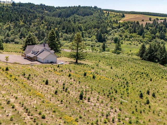 13671 Sw ACADEMY Way, Gaston, OR 97119