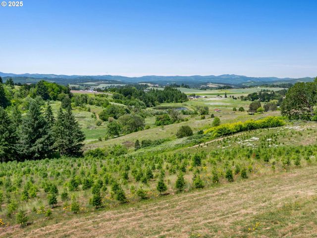 13671 Sw ACADEMY Way, Gaston, OR 97119