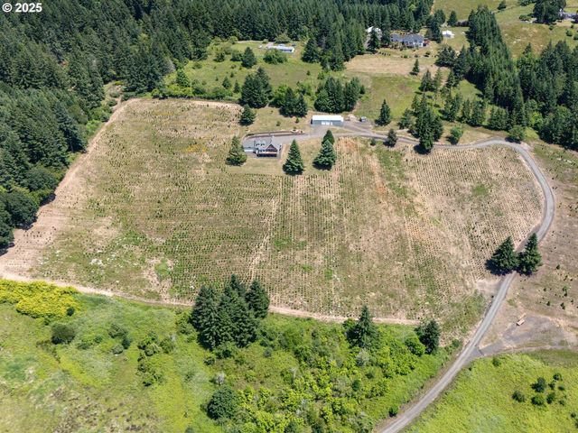 13671 Sw ACADEMY Way, Gaston, OR 97119