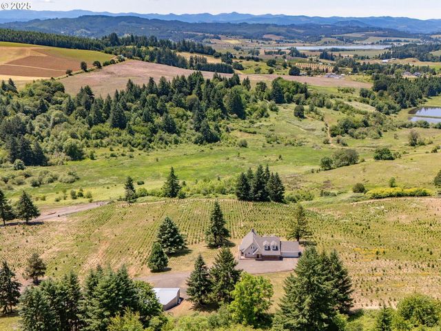 13671 Sw ACADEMY Way, Gaston, OR 97119