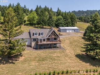 13671 Sw ACADEMY Way, Gaston, OR 97119