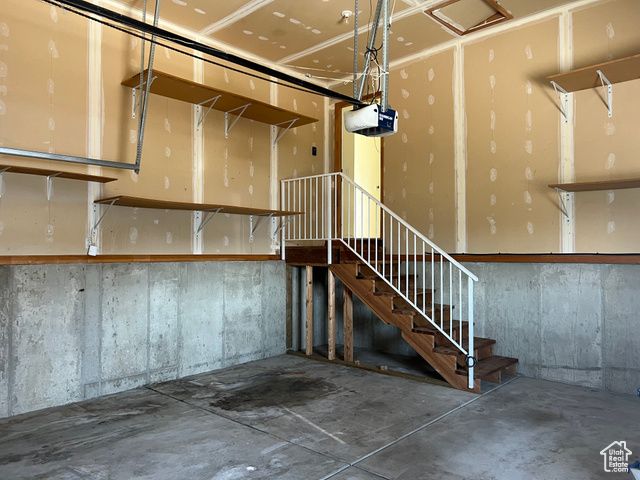 5556 S 3800 W, Roy, UT 84067