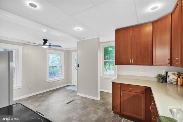 36 S MILLER ST, Reading, PA 19607