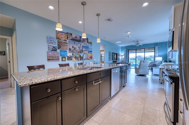 17044 KENTON TERRACE, Bradenton, FL 34202