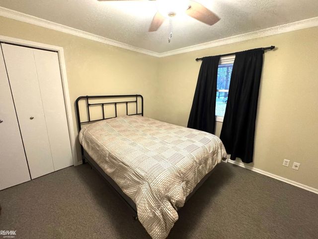 3184 Simpson Road, Fort Gratiot, MI 48059