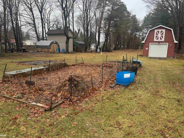 3184 Simpson Road, Fort Gratiot, MI 48059