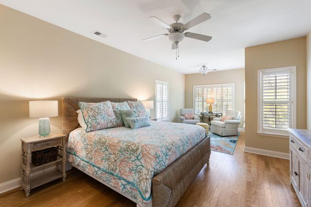 2049 Kings Gate Lane, Mount Pleasant, SC 29466
