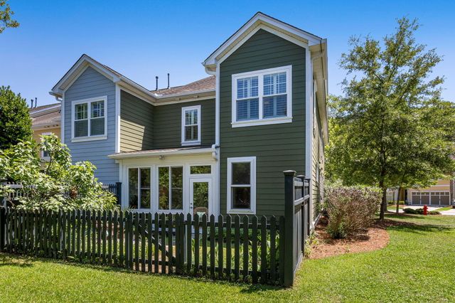 2049 Kings Gate Lane, Mount Pleasant, SC 29466