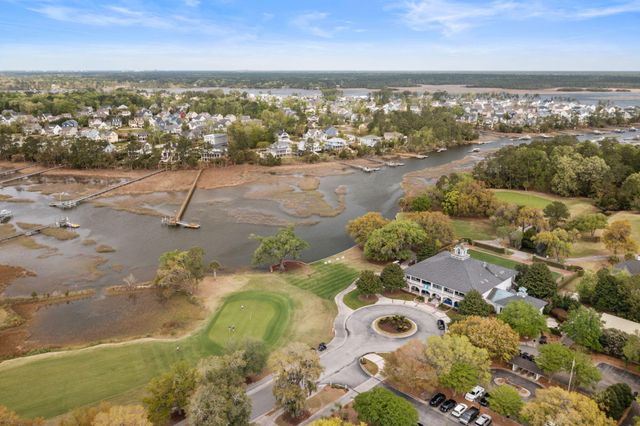 2049 Kings Gate Lane, Mount Pleasant, SC 29466