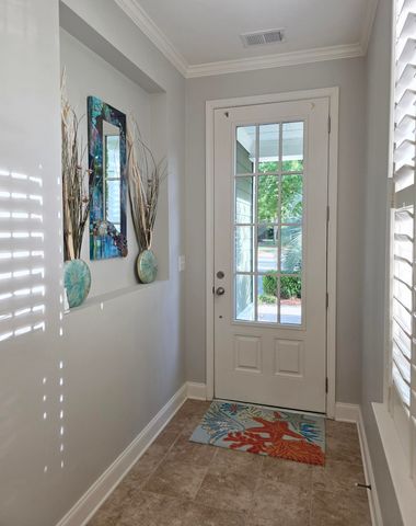 2049 Kings Gate Lane, Mount Pleasant, SC 29466