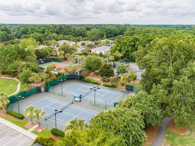 2049 Kings Gate Lane, Mount Pleasant, SC 29466