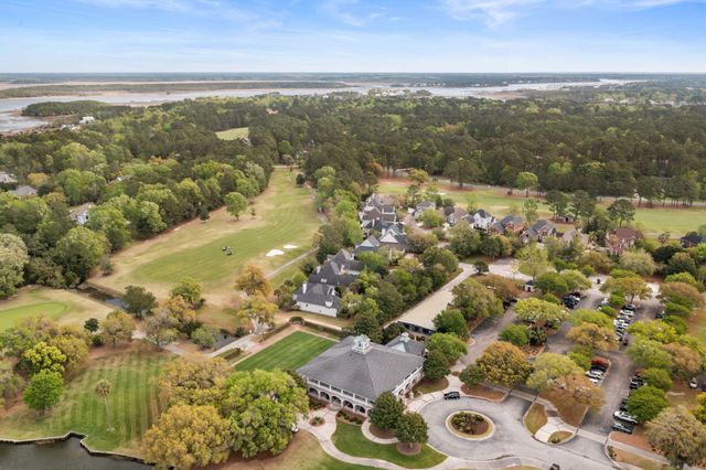 2049 Kings Gate Lane, Mount Pleasant, SC 29466