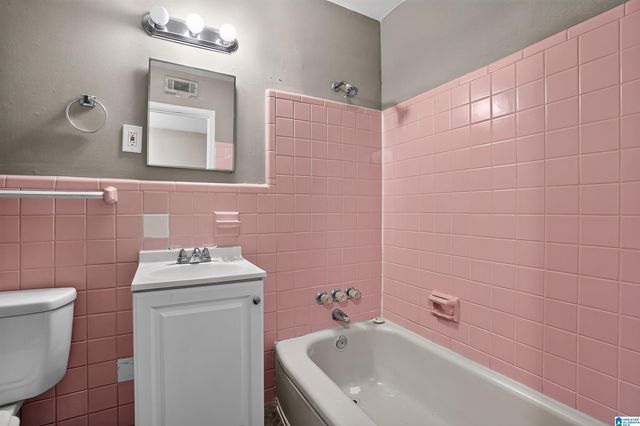 6604 AVENUE N, Birmingham, AL 35228