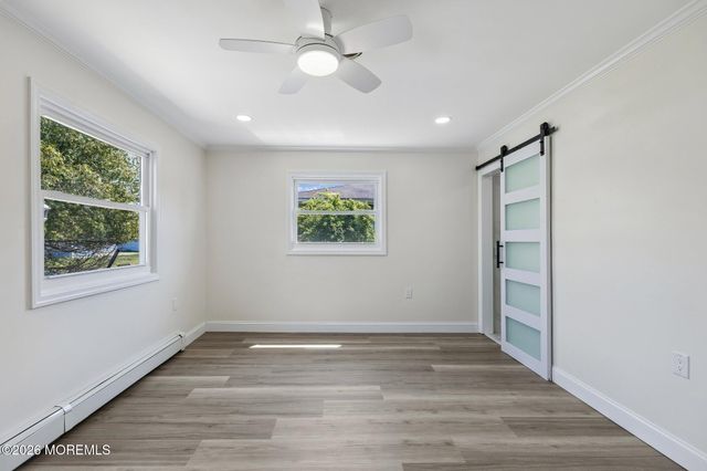 8 Tijuana Court, Berkeley, NJ 08721