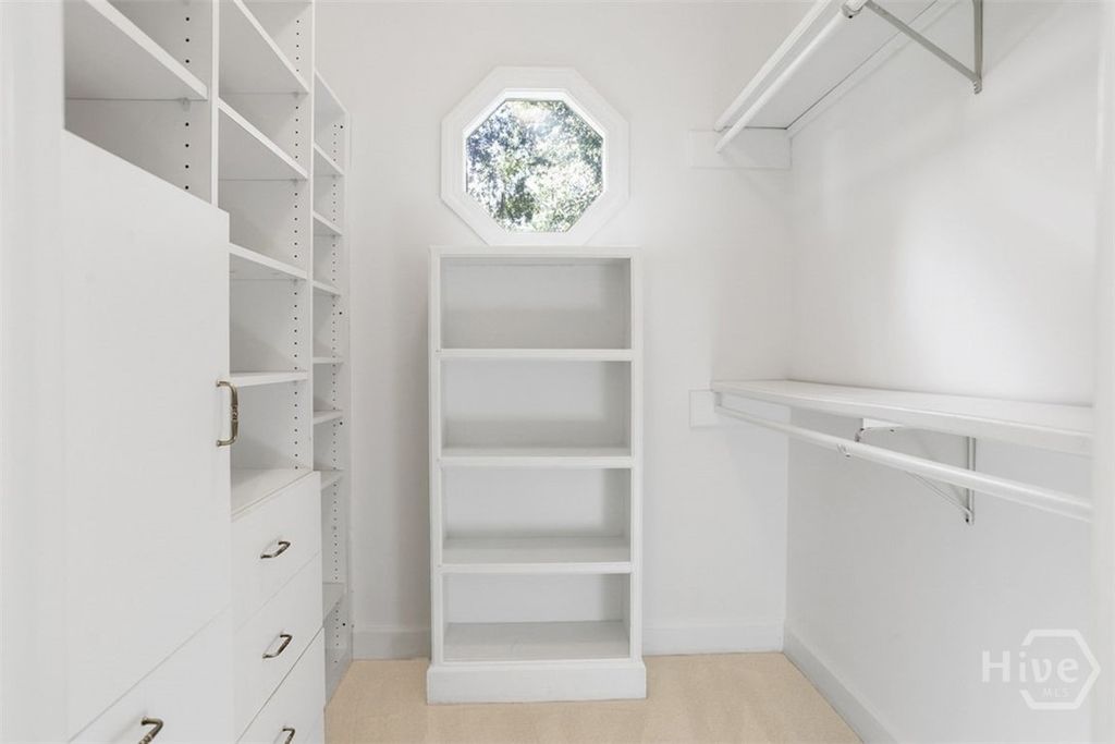 Image 21 of property listing at 4 Foxglove Lane, Savannah, GA 31411