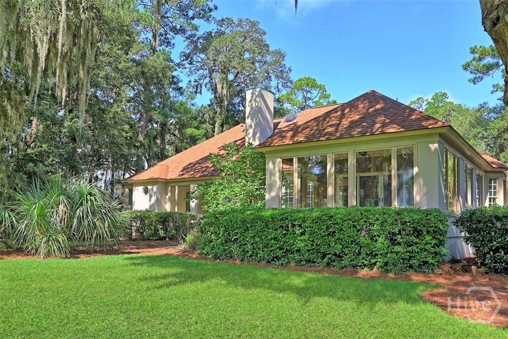 Image 31 of property listing at 4 Foxglove Lane, Savannah, GA 31411