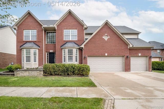 756 Palermo, Troy, MI 48084