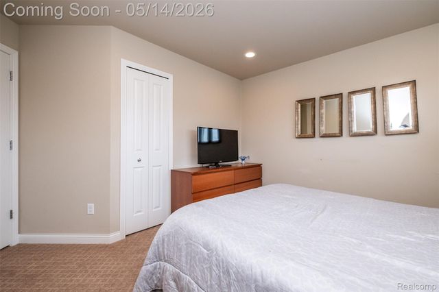 756 Palermo, Troy, MI 48084