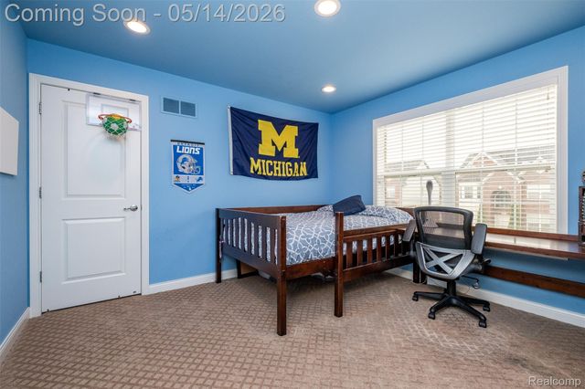 756 Palermo, Troy, MI 48084