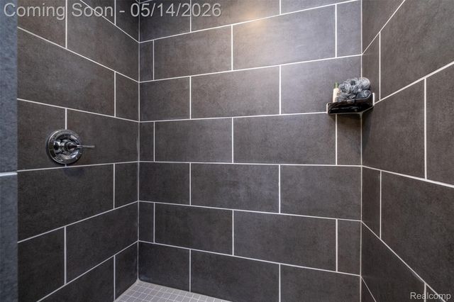 756 Palermo, Troy, MI 48084