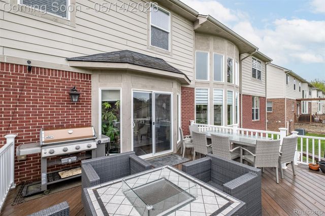 756 Palermo, Troy, MI 48084