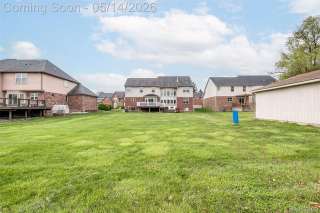756 Palermo, Troy, MI 48084