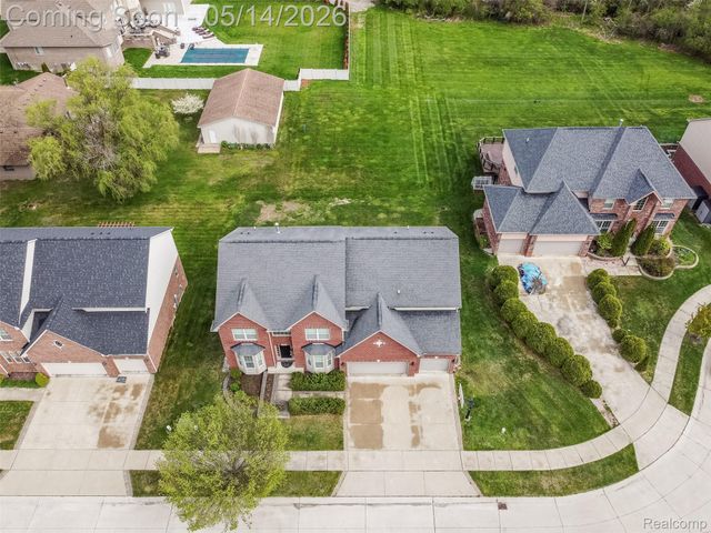 756 Palermo, Troy, MI 48084