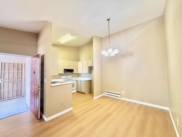 7 Lancaster Circle 235, Bay Point, CA 94565