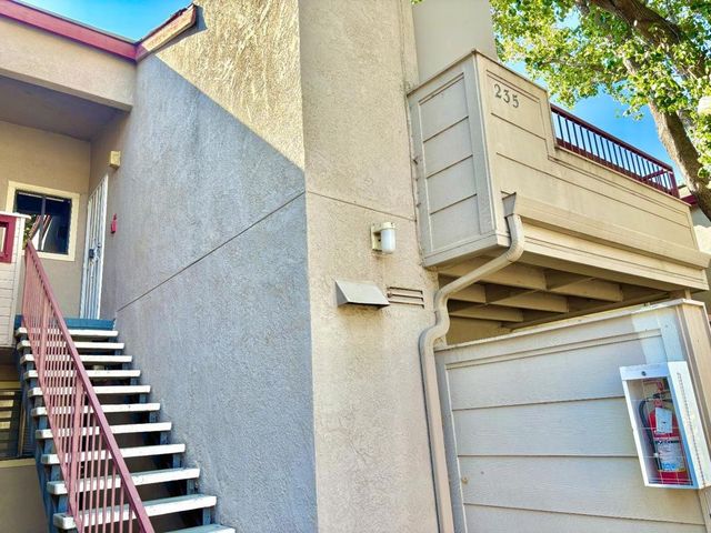 7 Lancaster Circle 235, Bay Point, CA 94565