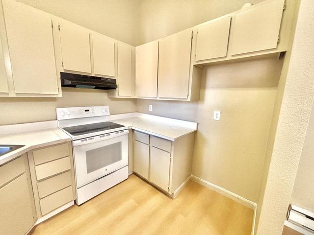 7 Lancaster Circle 235, Bay Point, CA 94565
