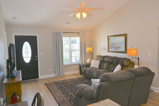 233 MacArthur Dr., Conway, SC 29527