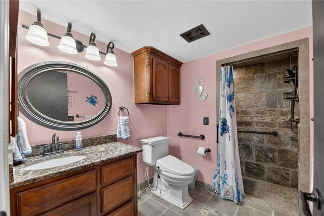 1010 Cairo Dr, Corpus Christi, TX 78412