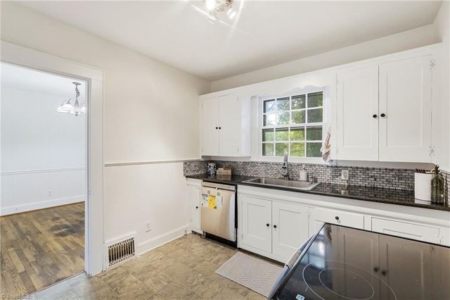 2507 Jefferson Avenue, Winston-salem, NC 27103