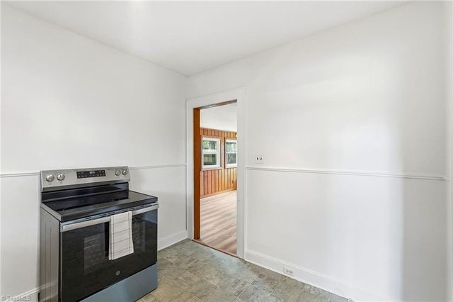 2507 Jefferson Avenue, Winston-salem, NC 27103