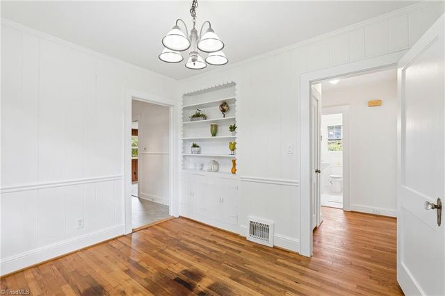 2507 Jefferson Avenue, Winston-salem, NC 27103