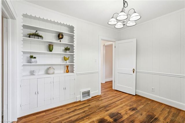2507 Jefferson Avenue, Winston-salem, NC 27103
