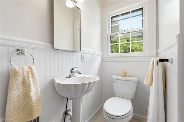 2507 Jefferson Avenue, Winston-salem, NC 27103
