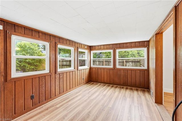 2507 Jefferson Avenue, Winston-salem, NC 27103