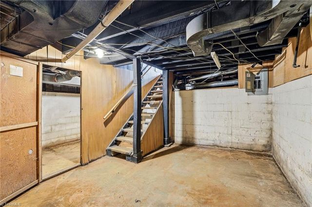 2507 Jefferson Avenue, Winston-salem, NC 27103