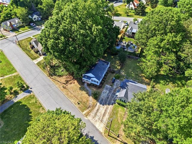 2507 Jefferson Avenue, Winston-salem, NC 27103