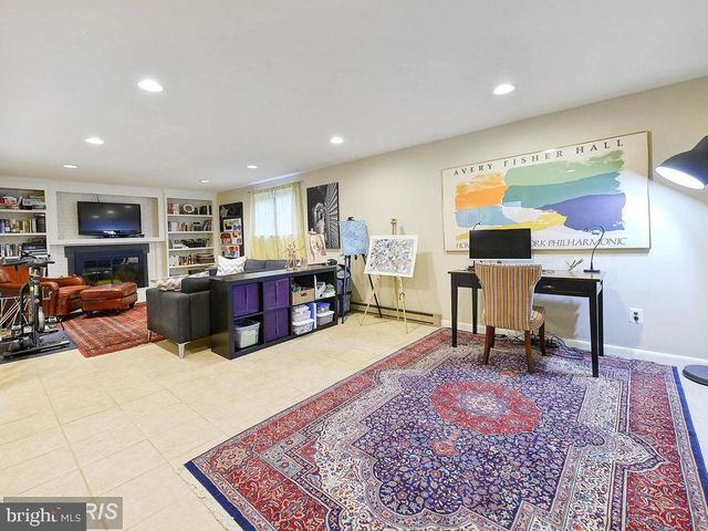 4306 8TH ST S, Arlington, VA 22204