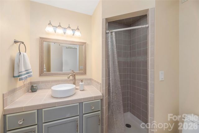 51 Maple Ridge Lane, Asheville, NC 28806